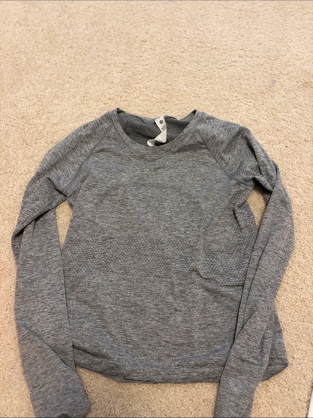 lululemon athletica Heather Gray Long Sleeve Crew Top